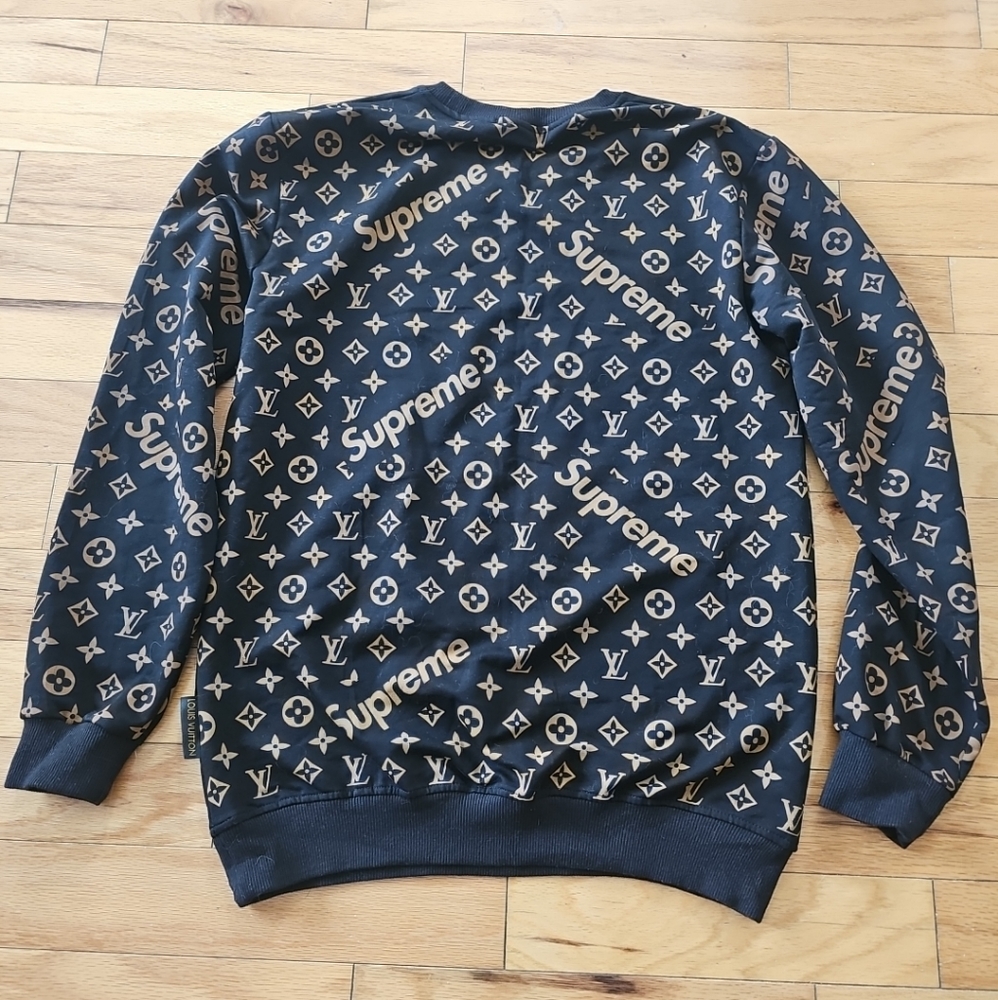 Louis Vuitton Black and Gold Men's Shirt - Picture 2 of 4